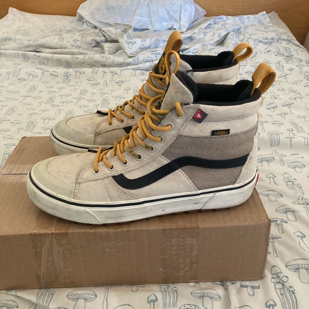 Vans Sk8-Hi MTE-2 Utility Pop White Multi Mens Size 9.5
